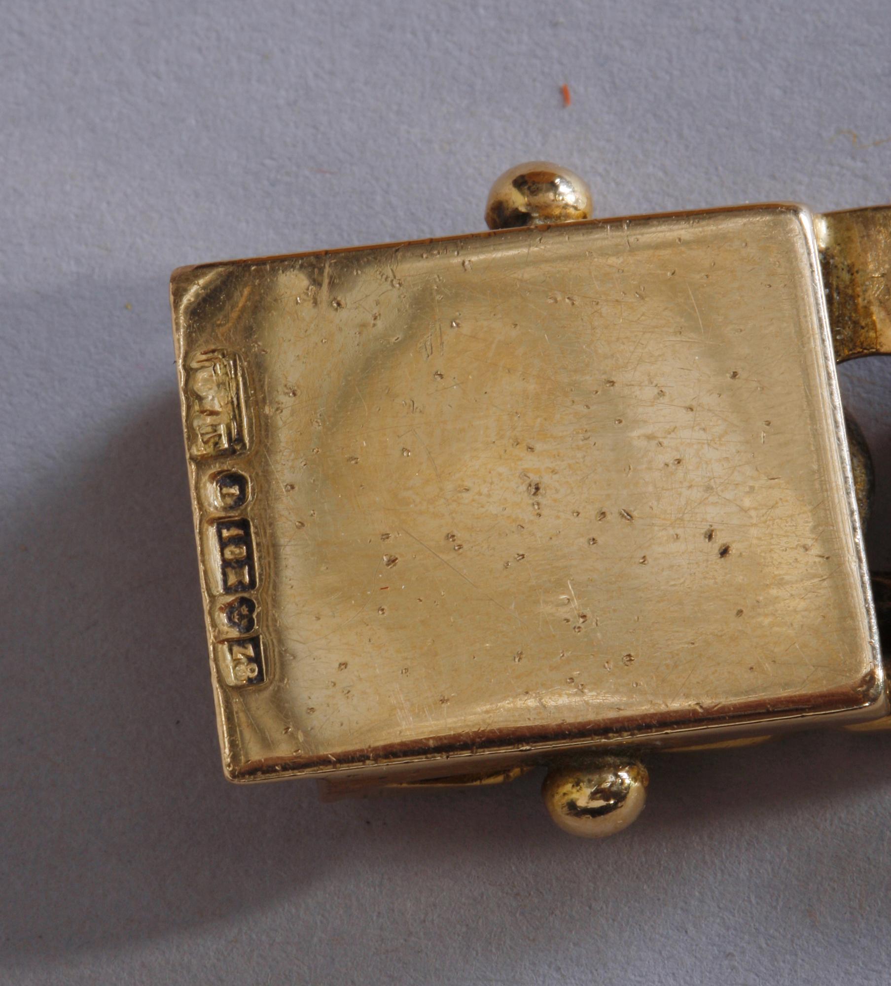 ARMBANDSUR, Ebel. Armband i 18k guld. Total vikt 121 g.