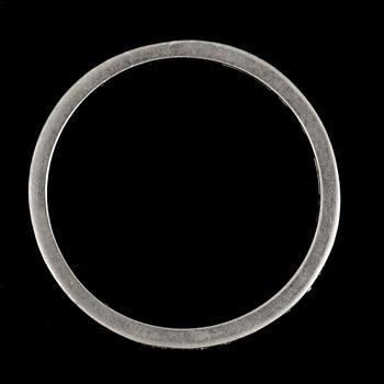 RING, 18k vitguld med 8 åttkantslipade diamanter, Ceson, Göteborg, 1965. Vikt 3 g.