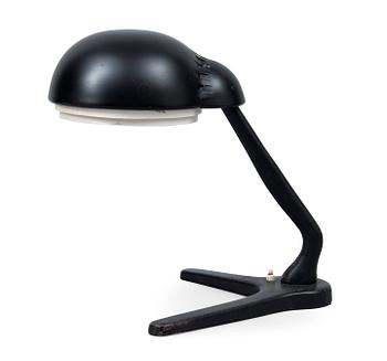 5. Alvar Aalto, BORDSLAMPA A 704.