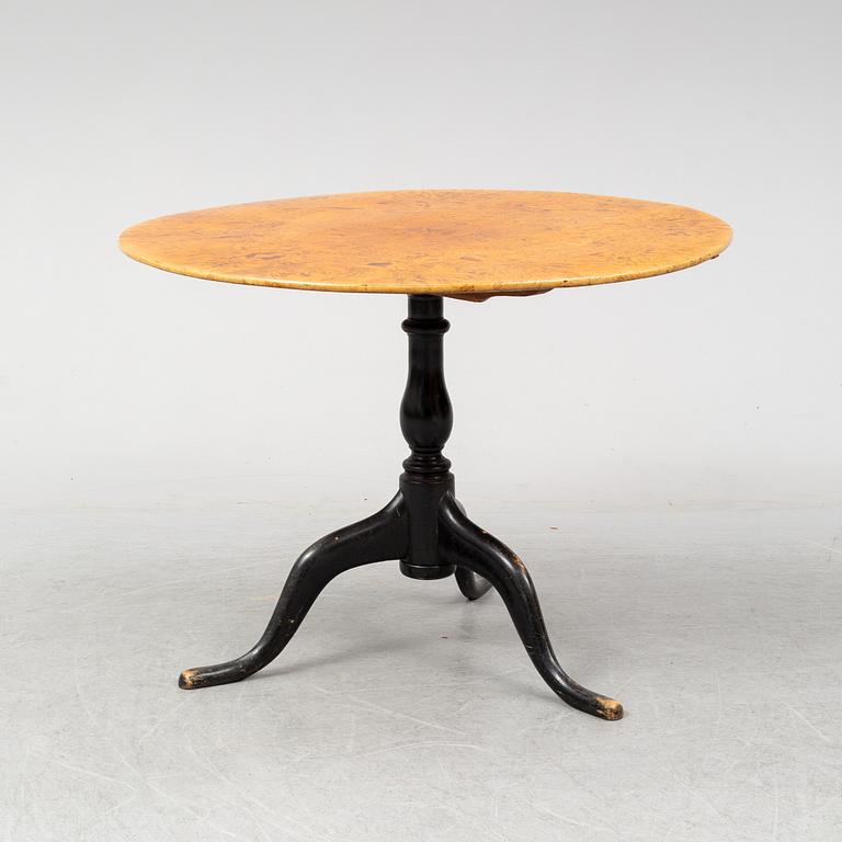 A Swedish tilt-top table, by Jacob Sjölin (master in Köping and Kungsör 1767-1785).