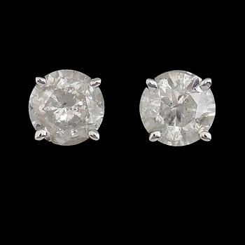 ÖRHÄNGEN, 1 par, 14 k vitguld, briljantslipade diamanter tot ca 0.88 ct.