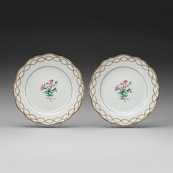 501. A pair of famille rose armorial dishes for Claes Alströmer, Qing dynasty, Qianlong (1736-95), ca 1770.