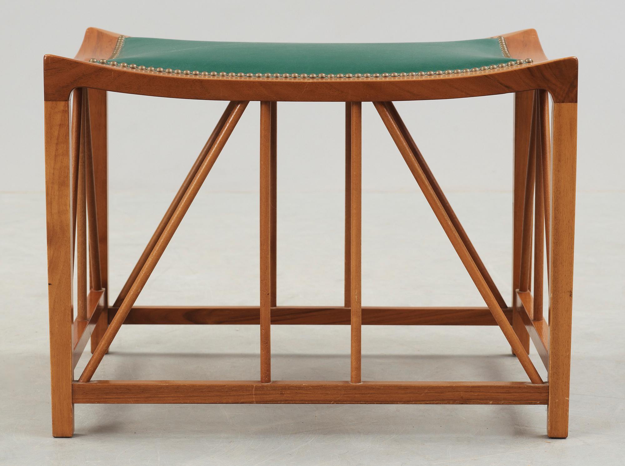 PALL, modell "1063", Josef Frank, för Svenskt Tenn. Formgiven 1941.