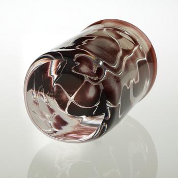 An Ingeborg Lundin Ariel glass vase, Orrefors 1977.