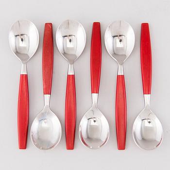 BERTEL GARDBERG, a 33-pcs set of 'Red Lion' cutlery, Hackman. Model designed in 1958.