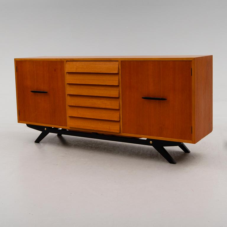 SIDEBOARD, 1900-talets mitt.