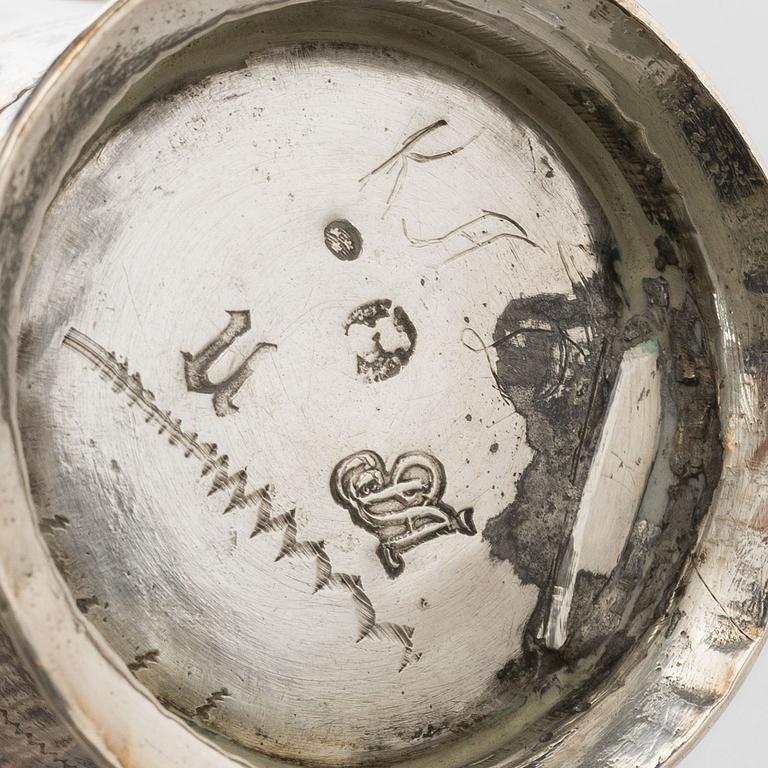 Bägare, silver, troligen Petter Åkerman, Stockholm 1756.