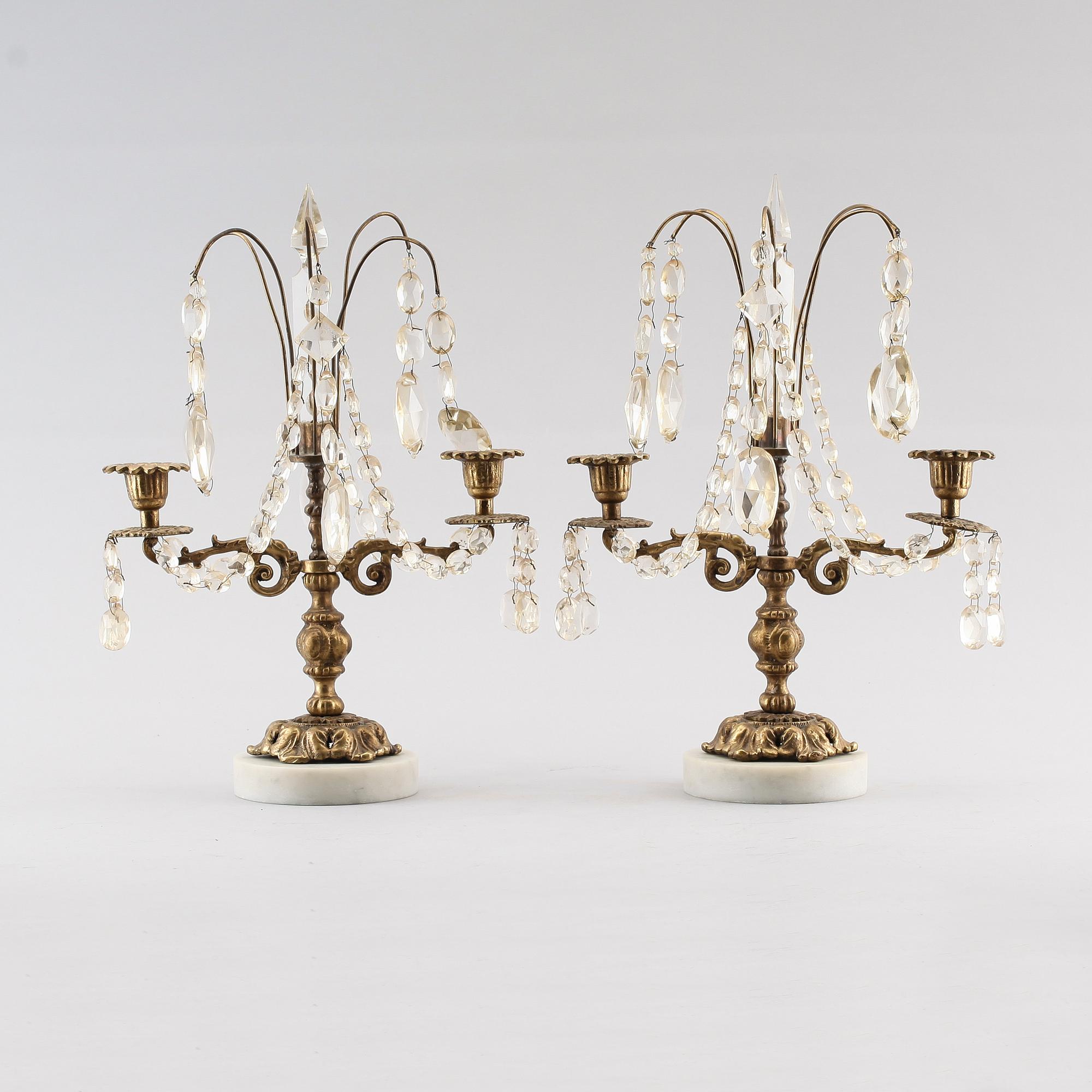 BORDSLYSTRAR, 1 par, rokokostil, 1900-talets andra hälft.