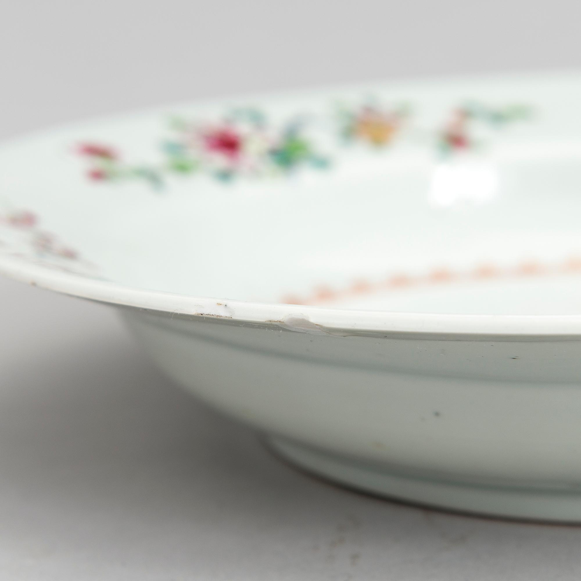 Two Chinese porcelain dishes, 18th Century.
