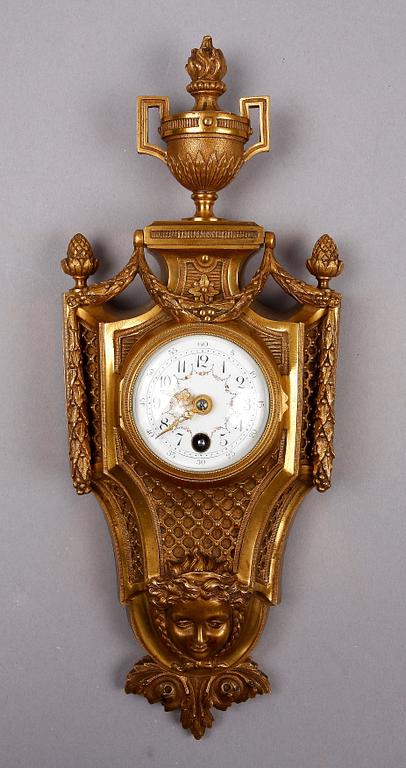 VÄGGUR. Louis  XVI-stil, 1900-tal.