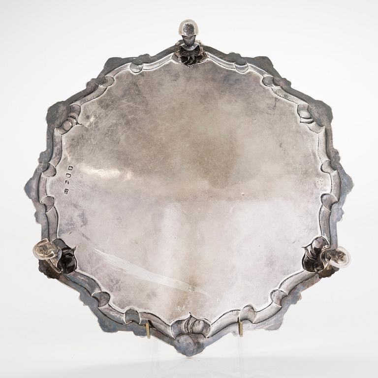 A George III sterling silver salver, London 1770. Maker's mark I.C,  possibly of John Carter II.