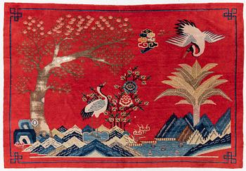 A Chinese Baoutou carpet, around 1900, c. 270 x 182 cm.