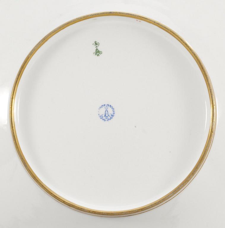 A Russian dinner plate, Imperial porcelain manufactory, period of Alexander II (1855-81).