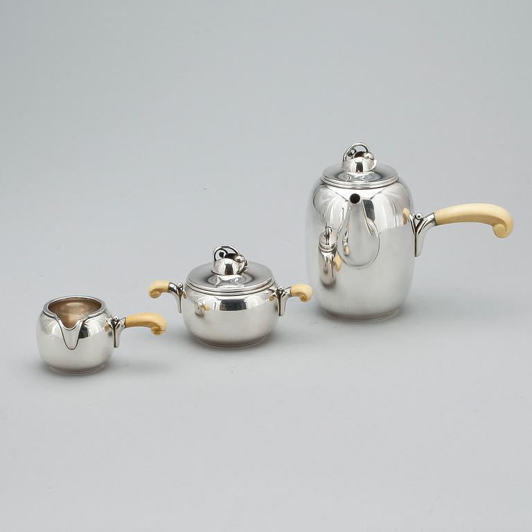 KAFFESERVIS, 3 delar, sterlingsilver, Holger Rasmussen, Danmark. Troligen 1940-50-tal. Tot ca 690 gram.