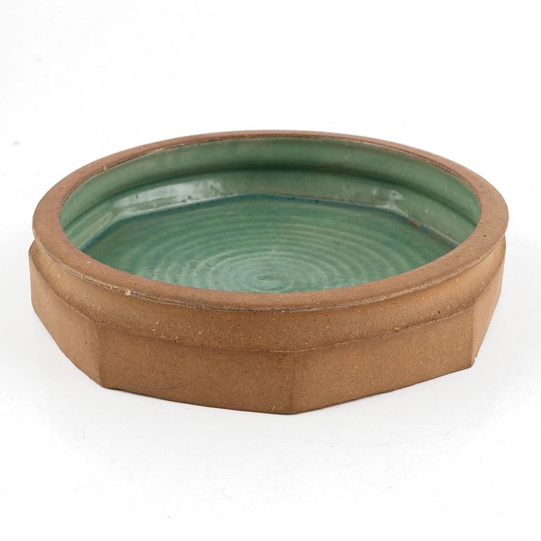 Signe Persson-Melin, bowl. Stoneware, hand-signed and dated 1965.