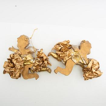 Putti 3 pcs modern production.