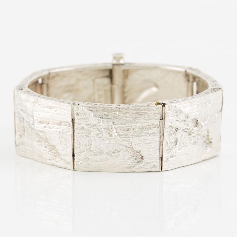 Knud V Andersen bracelet, sterling silver, for Anton Michelsen.