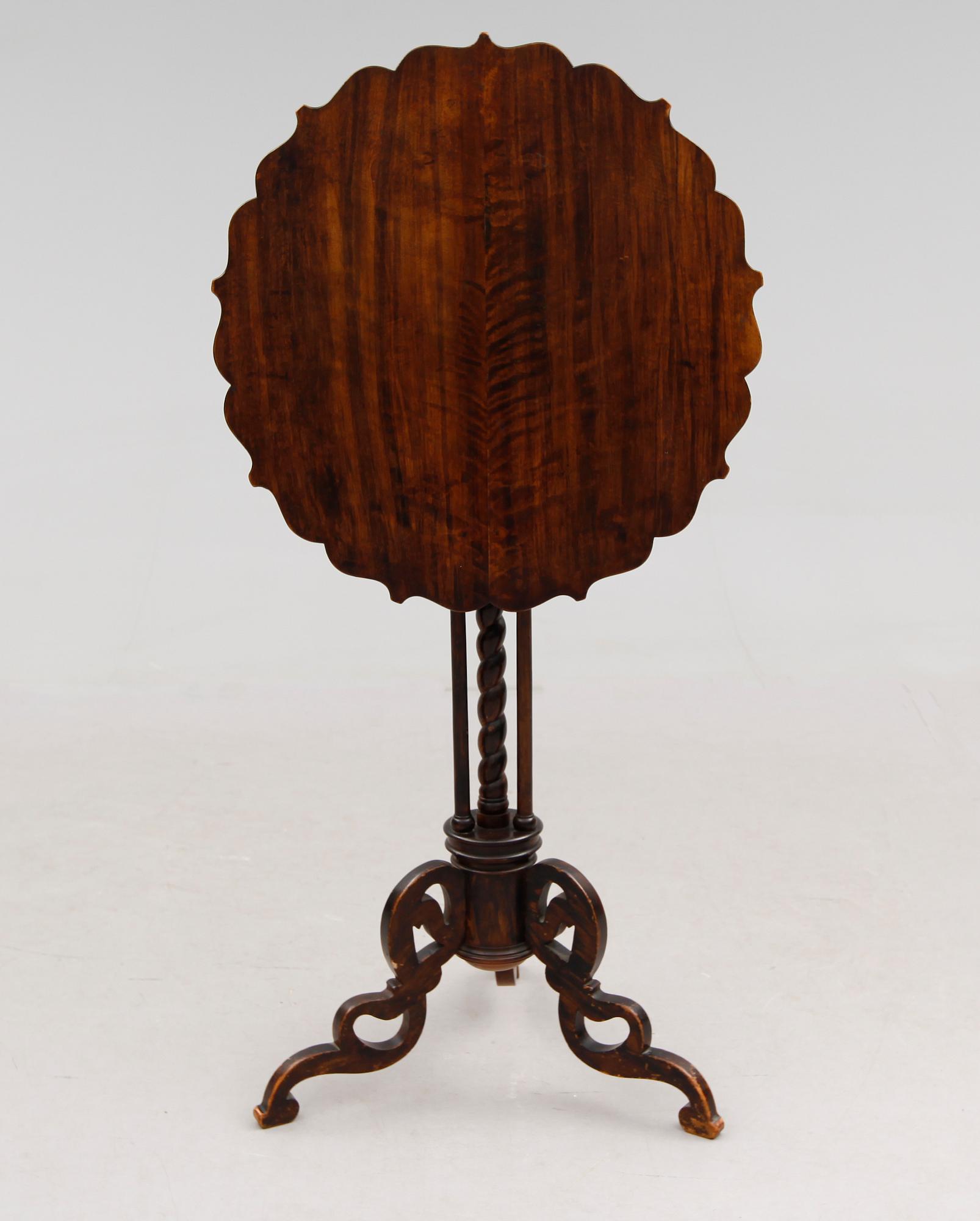 FÄLLBORD, 1800-talets andra hälft.