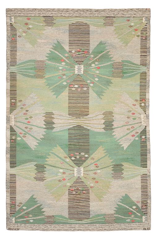 CARPET. "Park grön". Tapestry weave. 233 x 151,5 cm. Signed AB MMF BN.