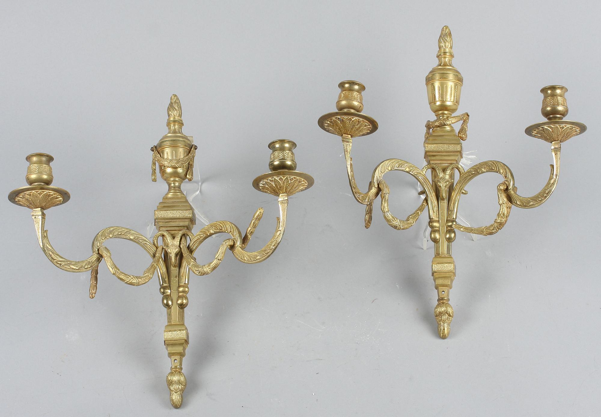 VÄGGAPPLICKER, ett par, Louis XVI-stil, 1900-talets första hälft.