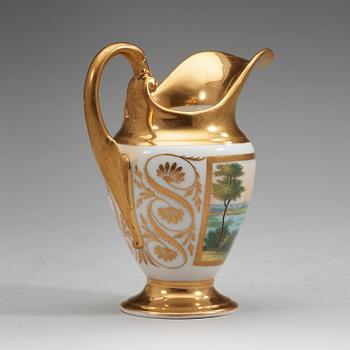 KAFFESERVIS, nio delar, porslin. Berlin, Empire, 1800-talets första hälft.