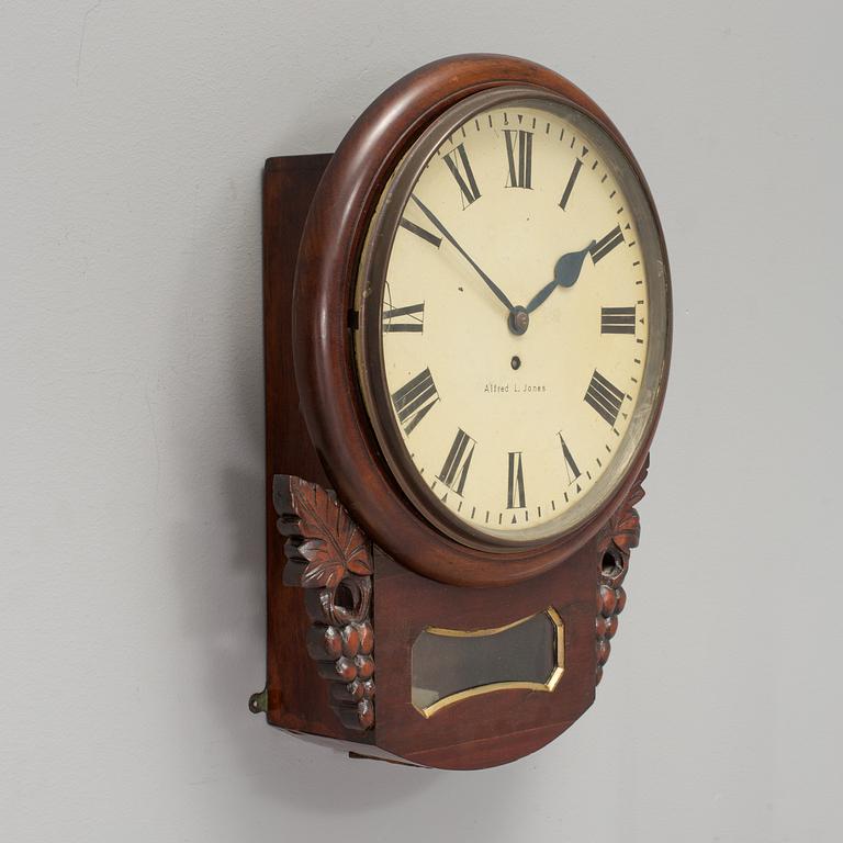 VÄGGUR, märkt Alfred L Jones, 1800-talets slut.