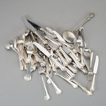 BESTICKSERVIS, silver, 64 delar. "Symfoni" samt "Olga". Bl a Mema, Lidköping, olika årtal 1963-1977. Vikt ca 1 320 gram.