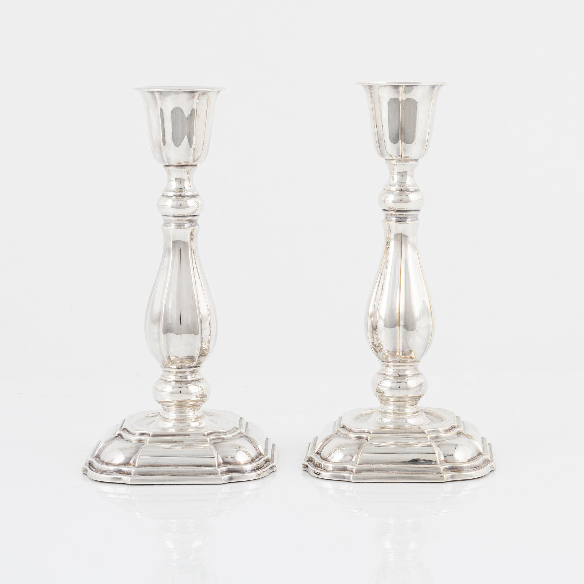 Ljusstakar, ett par, silver, Ceson, Göteborg, 1992.