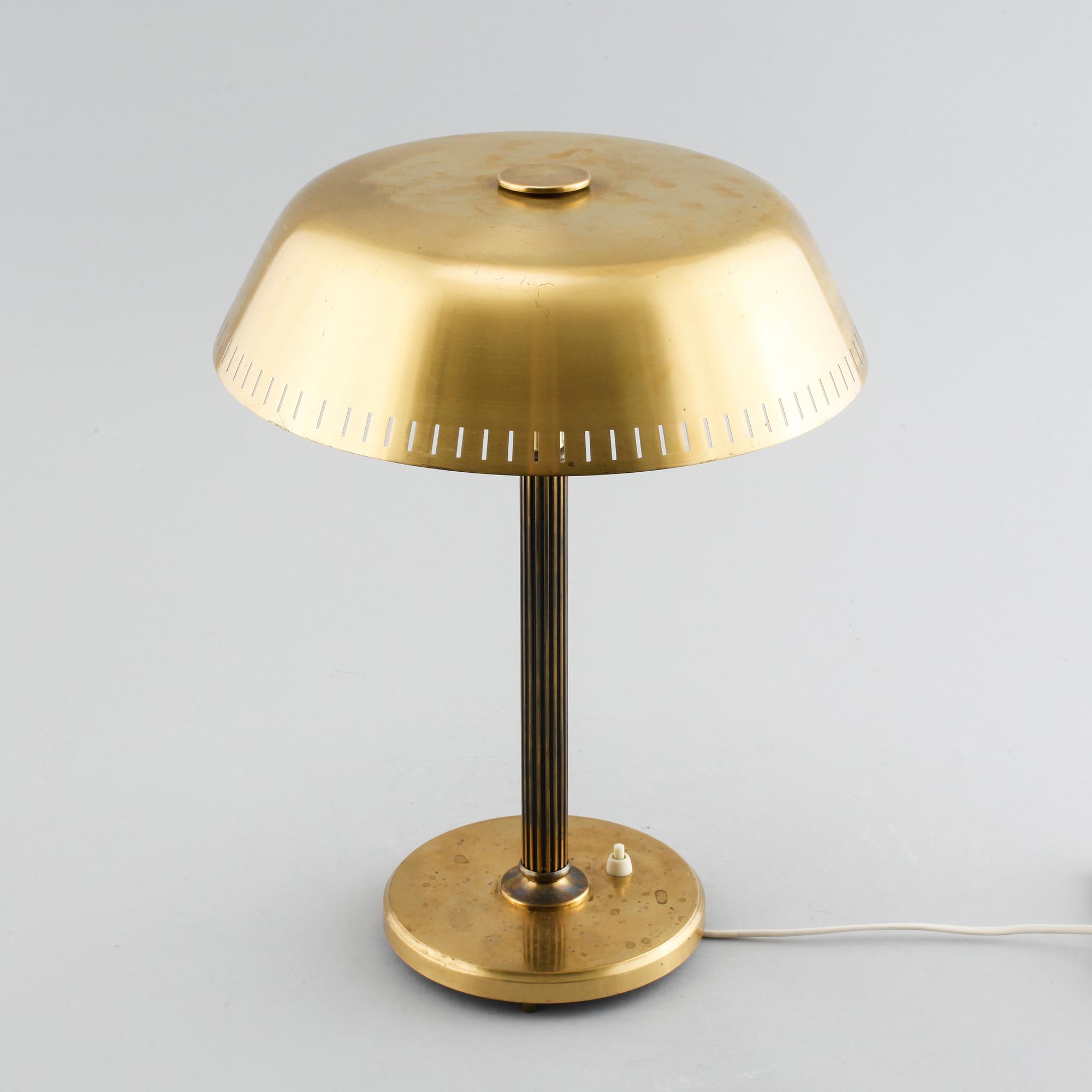 BORDSLAMPA, Sönnico, 1900-talets andra hälft.