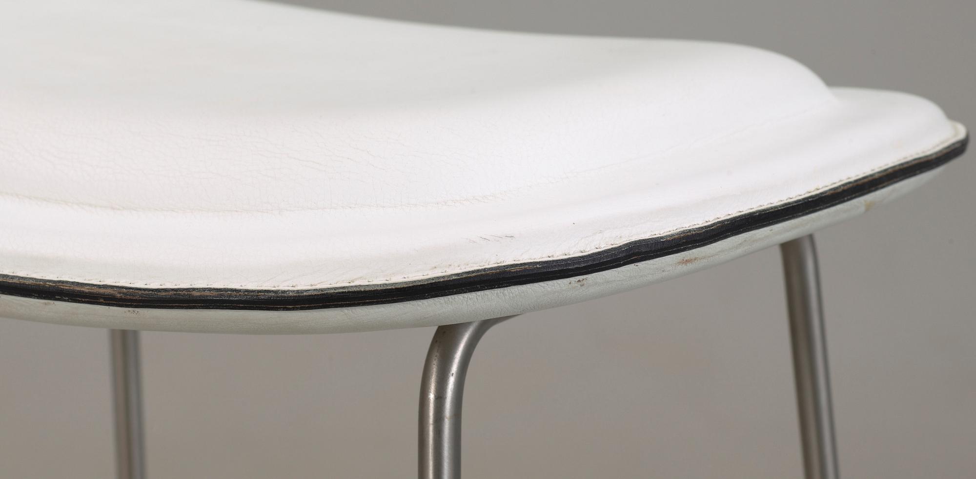 BARSTOLAR, 2 st. Designade av Jasper Morrison, Cappellini, Italien.