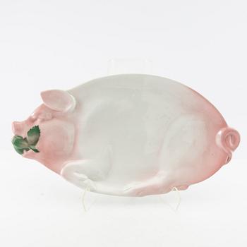 Serving platter and jug, 20th century porcelain.