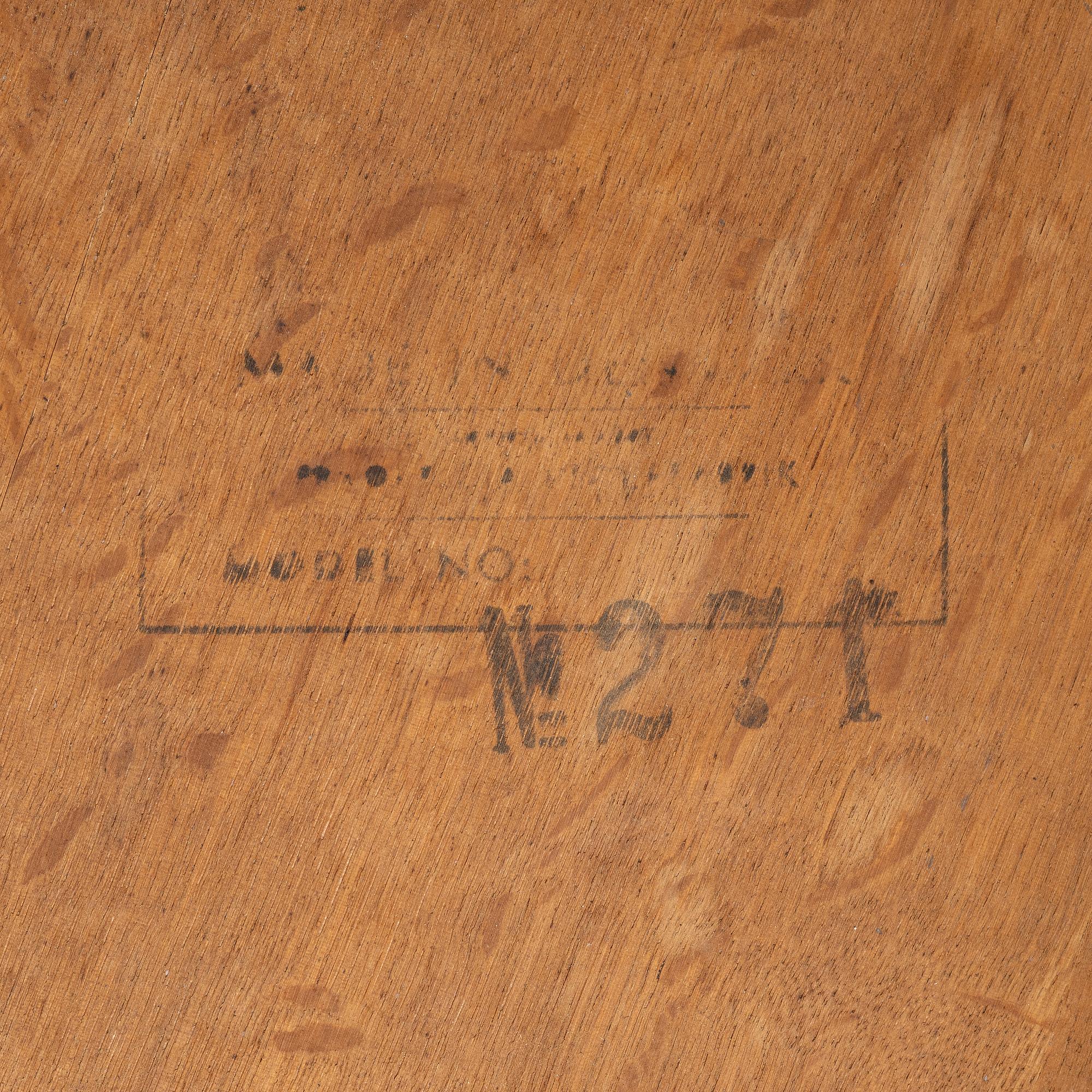 Børge Mogensen, a coffee table, model 271, Fredricia Stolefabrik, Denmark, 1950s/60s.