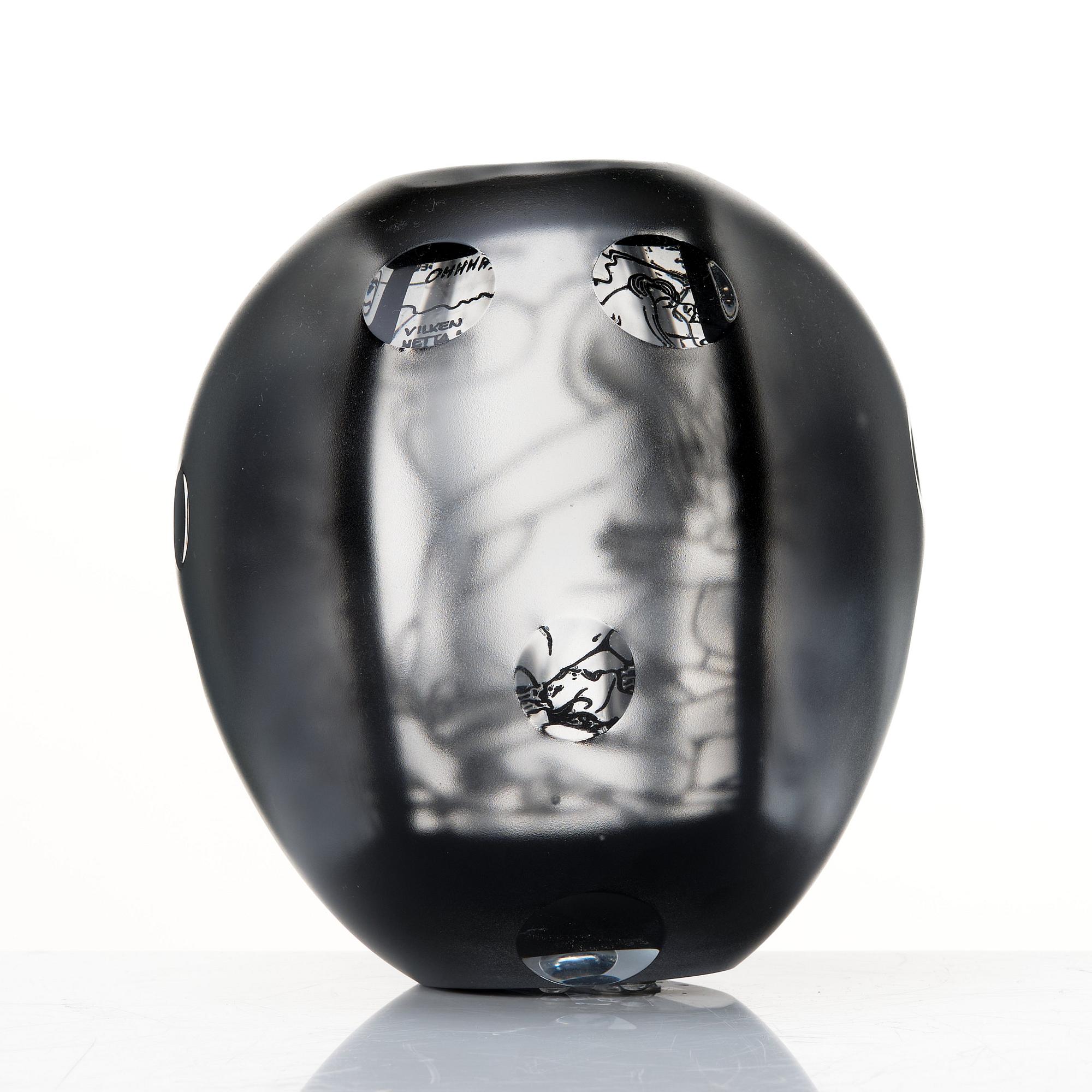 Per B. Sundberg, a unique 'litograal' glass vase, Orrefors 2004.