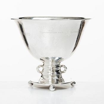 C.G. Hallberg, A Swedish silver bowl, mark of CG Hallberg, Stockholm 1925.