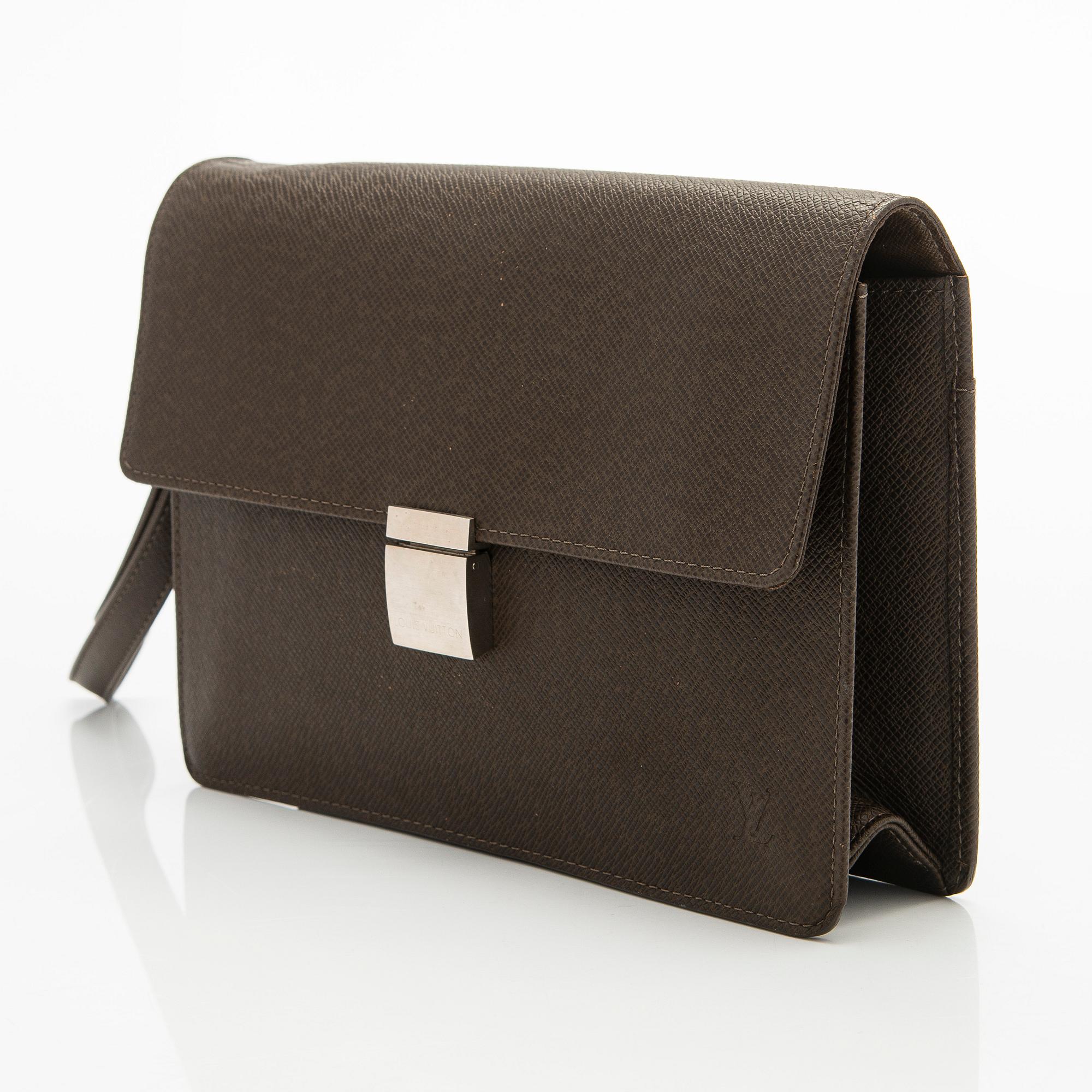 Louis Vuitton, väska/clutch, "Selenga".