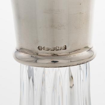 Carr's Ship's Decanter, cut crystal with a sterling silver collar, Sheffield, England 2001.