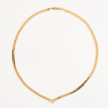 Collier 18K guld med en rind briljantslipad diamant.