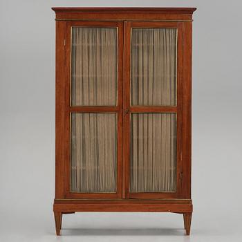 A late Gustavian mahogany bibliothéque, Stockholm, late 18th century.