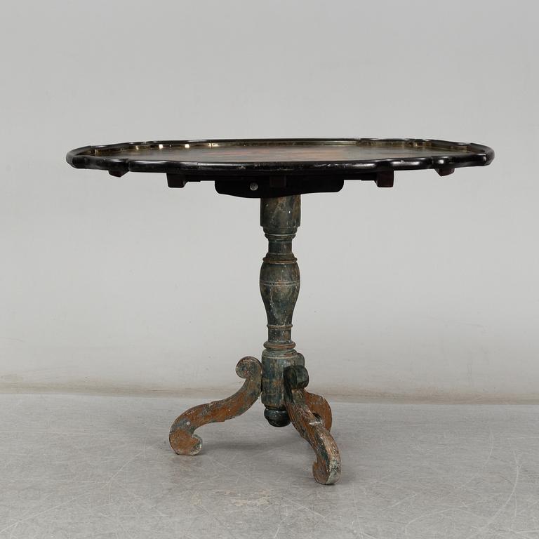 A Swedish mid 18th century tilt top table.