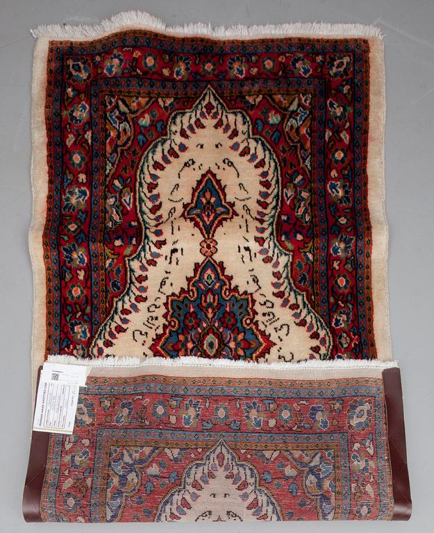 MATTO, Sarouk. Noin 142x76 cm.