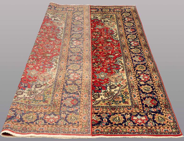 MATTA, Täbriz, ca 293 x 200 cm.