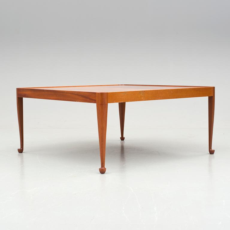 JOSEF FRANK, Firma Svenskt Tenn, "Diplomat", modell 2073.