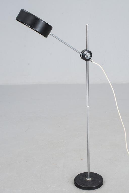 GOLVLAMPA, modell 591 Simris/Olympia, kallad "Stekpannan", Anders Pehrson, Ateljé Lyktan, Åhus.