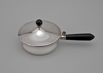 KAROTT MED LOCK, silver, GAB Stockholm 1938. Ca 416 g.