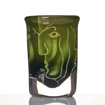 Ingeborg Lundin, an "Ansikten" (Faces) ariel glass vase, Orrefors, Sweden 1975.