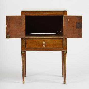 A late Gustavian mahogany chamberpot cupboard, circa 1800.