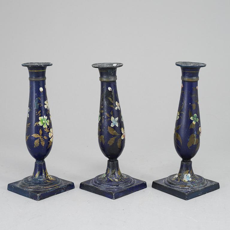 LJUSSTAKAR, tre stycken, Biedermeier, sannolikt Tyskland, 1800-talets första hälft.