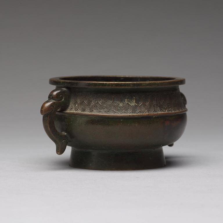 A bronze censer, Qing dynasty, presumably 18th Century.