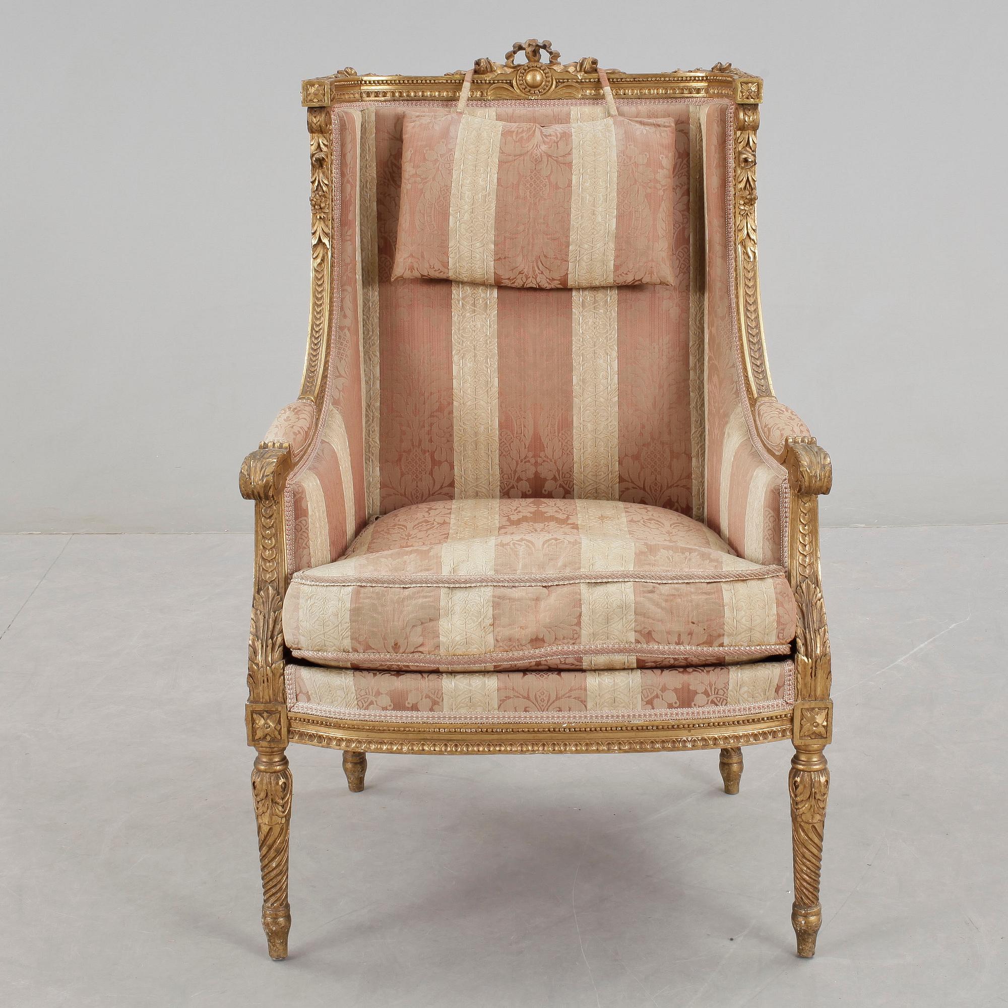 BERGERE, Louis XVI-stil, 1900-talets första hälft.