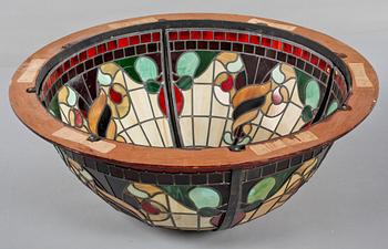TAKPLAFOND, 1900-talets första hälft. Höjd 48 cm.
